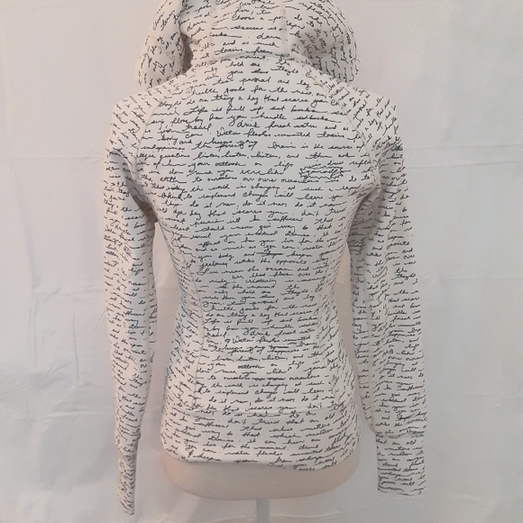 Lululemon Rare Scuba Hoodie II Manifesto Script Ghost Black White Jacket - XS - Picture 9 of 11